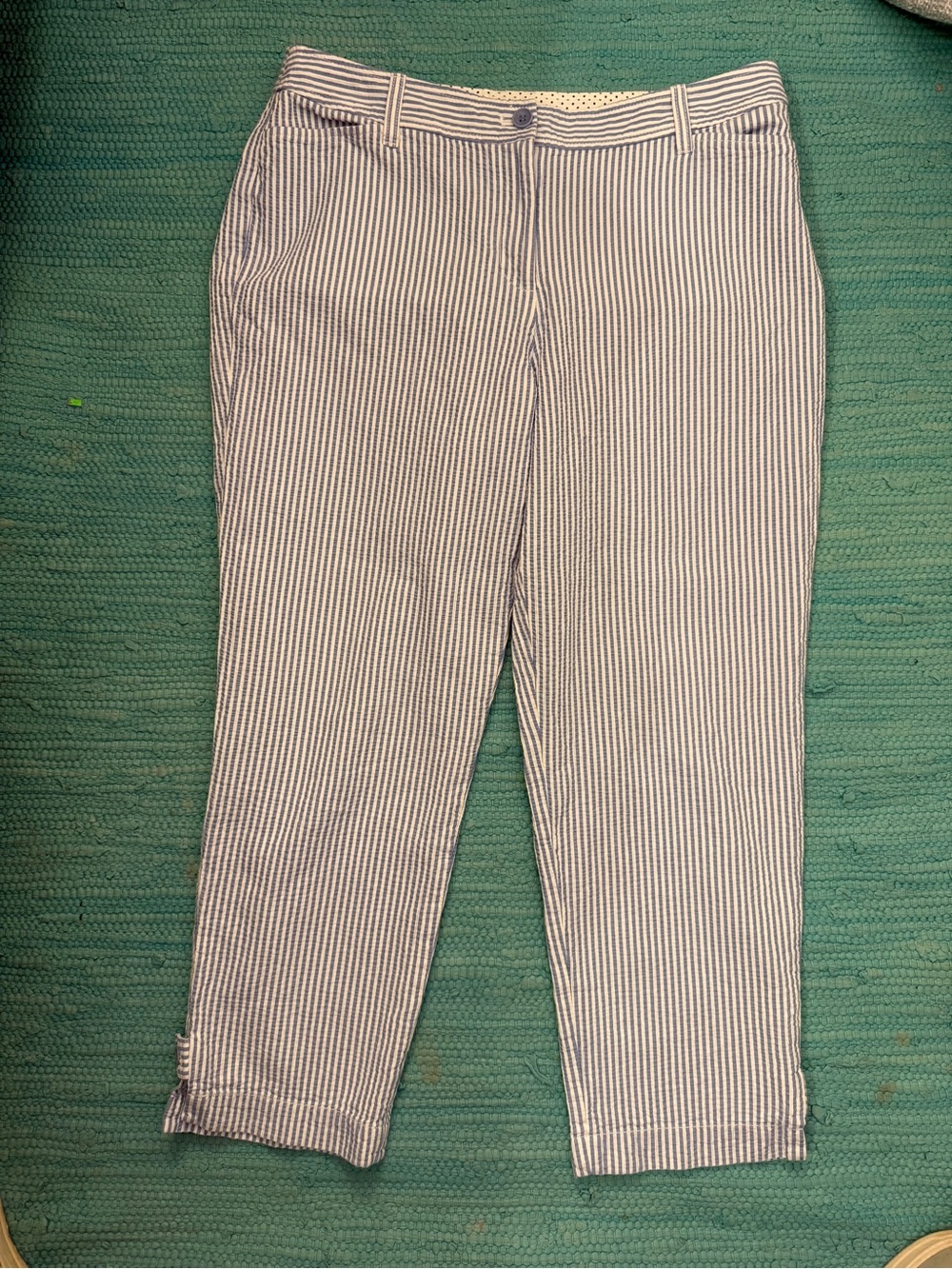 Talbots Navy and White Seersucker Cropped Capris Size 10